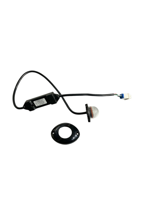 New (Old Stock) Whelen Vertex  Omni Directional 12v  LED Lighthead in Amber