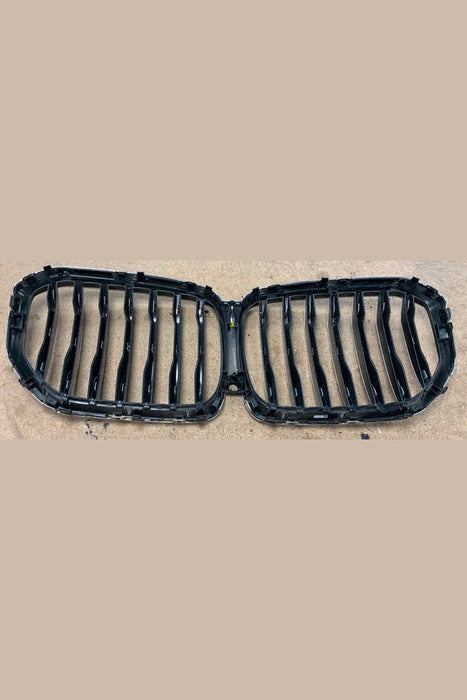 Used BMW X5 G05 Grill 2019-ON Front Bumper Grill Genuine BMW Part